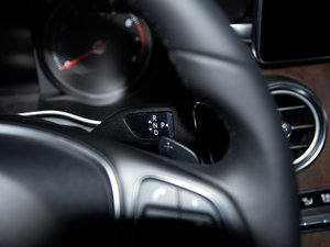 2016GLC 300 4MATICA QU