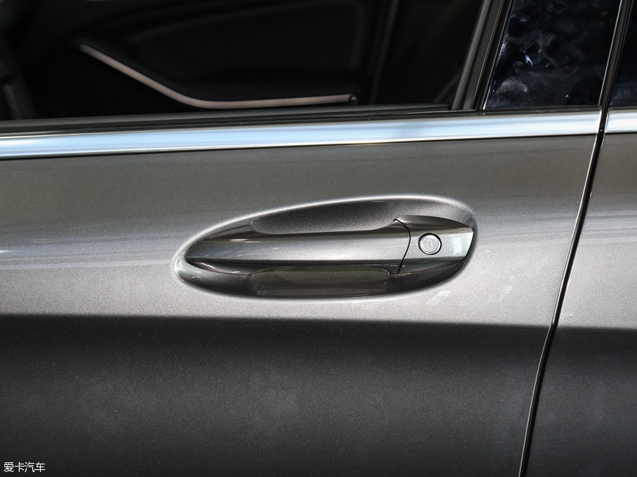 2016YGLA GLA 200 Ӹ