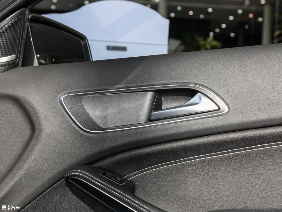 2016YGLA GLA 200 Ӹ