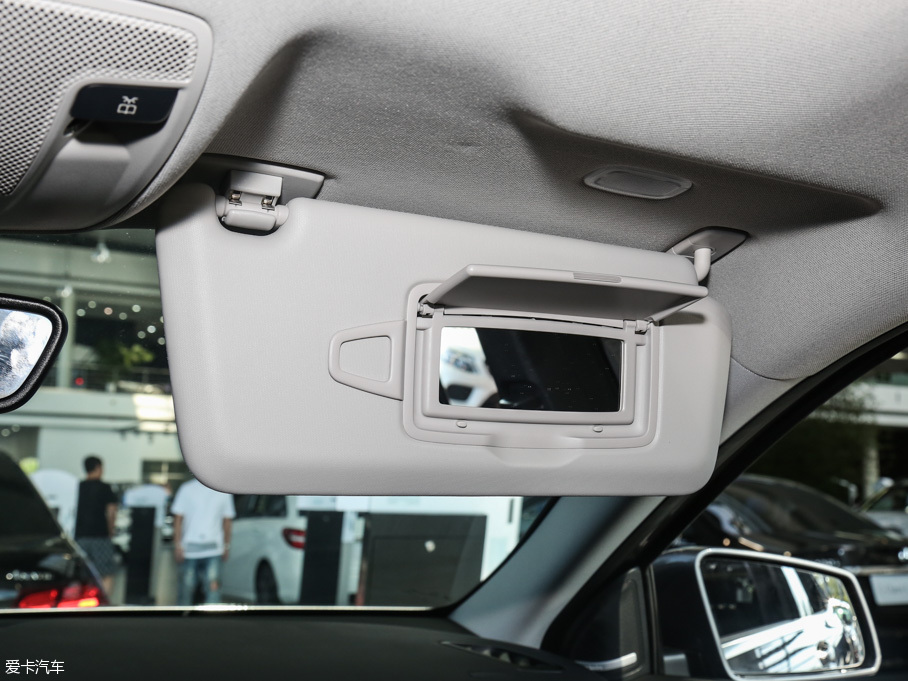 2016YGLA GLA 200 Ӹ