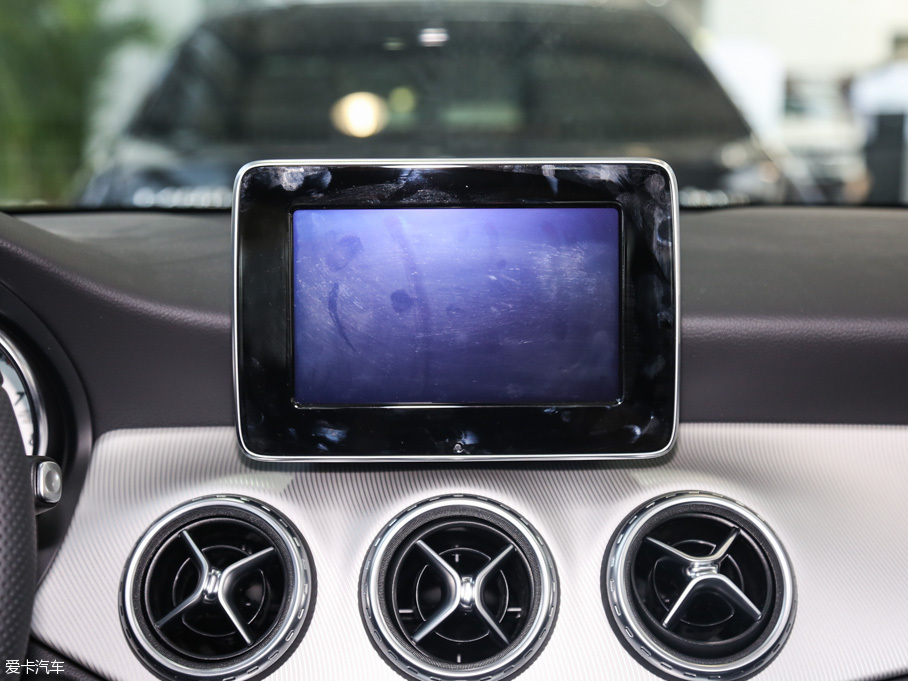 2016YGLA GLA 200 Ӹ