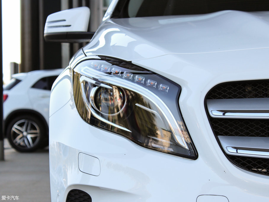 2016YGLA GLA 200 r