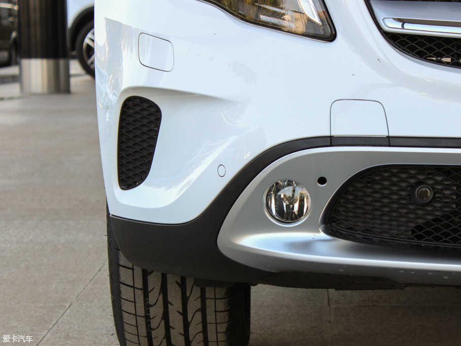 2016YGLA GLA 200 r(sh)