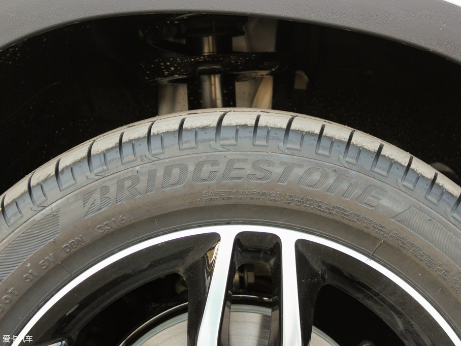 2016YGLA GLA 200 r