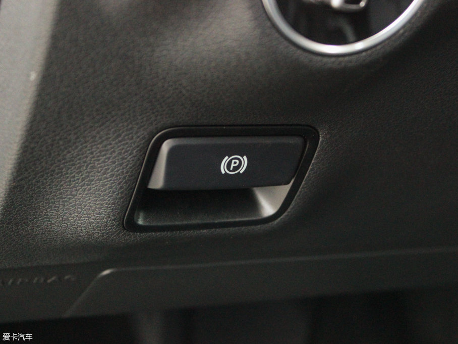 2016YGLA GLA 200 r