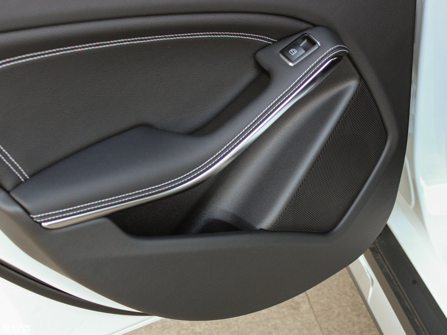 2016YGLA GLA 200 r