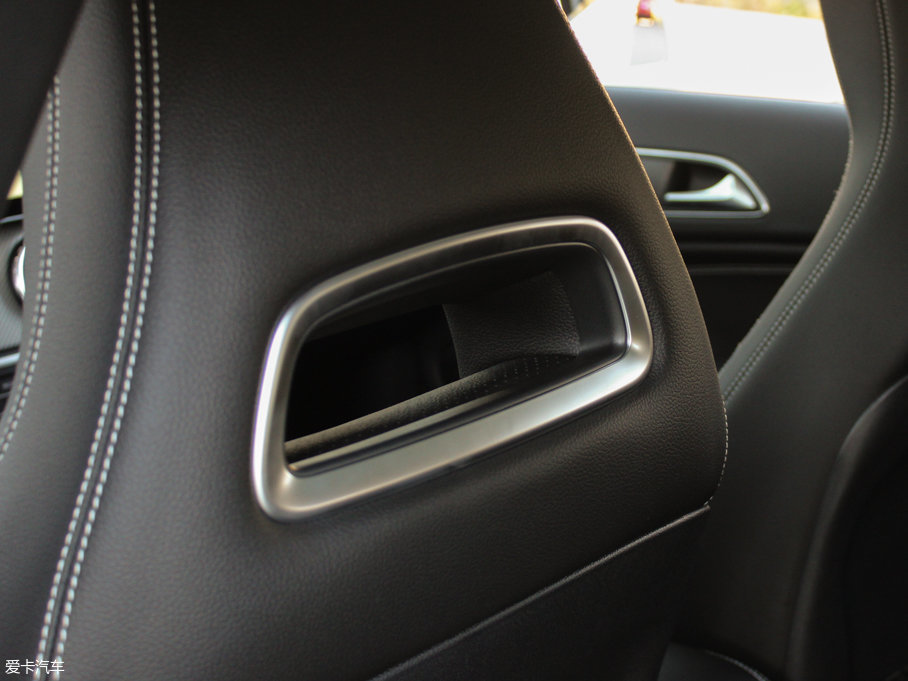 2016YGLA GLA 200 r