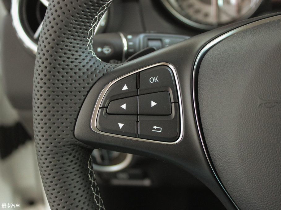 2016YGLA GLA 200 r