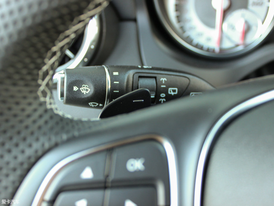 2016YGLA GLA 200 r