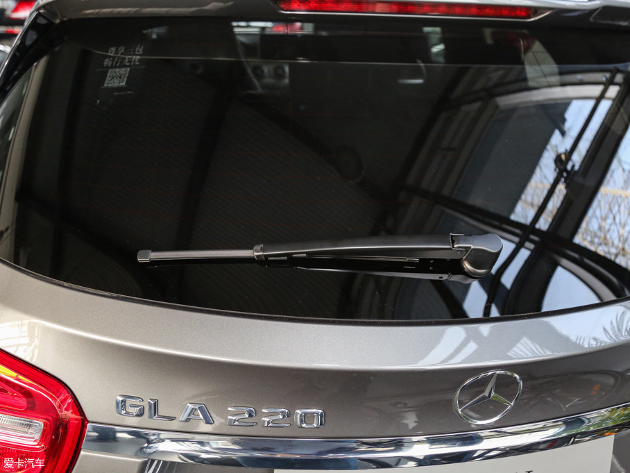 2016YGLA GLA 220 4MATIC A