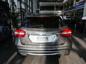 2016款GLA 200 动感型 正后	