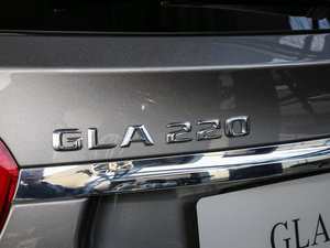 2016GLA 220 4MATIC A ^