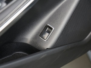 2016GLA 220 4MATIC A g