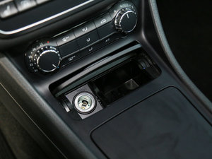 2016GLA 220 4MATIC A g