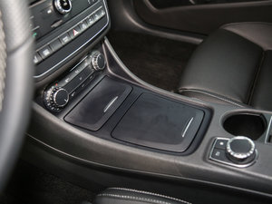 2016GLA 220 4MATIC A п؅^(q)