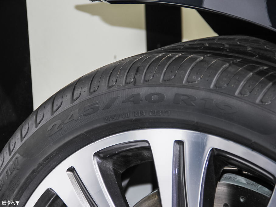 2016YE(j) E 320L 4MATIC