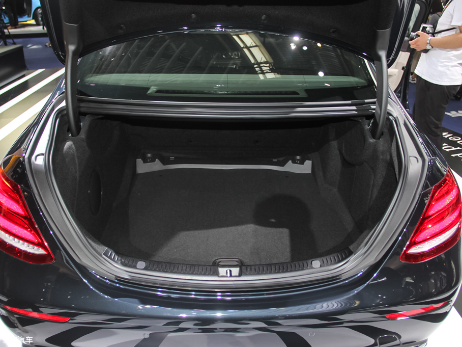 2016YE E 320L 4MATIC