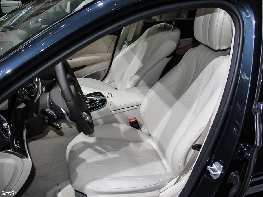 2016YE E 320L 4MATIC