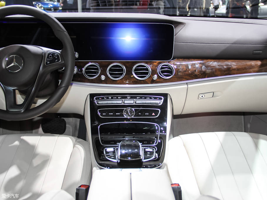 2016YE E 320L 4MATIC