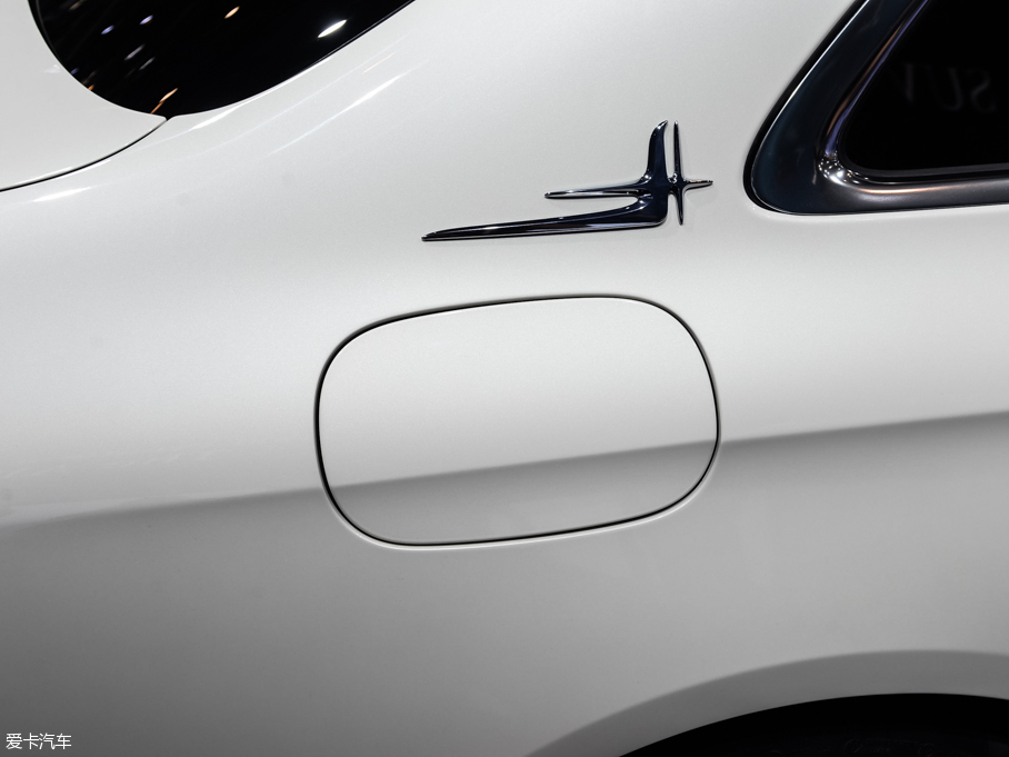 2016YE E 320L 4MATIC \