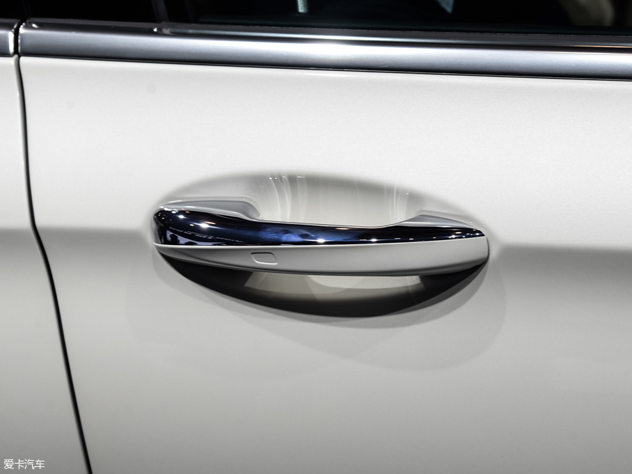 2016YE E 320L 4MATIC \