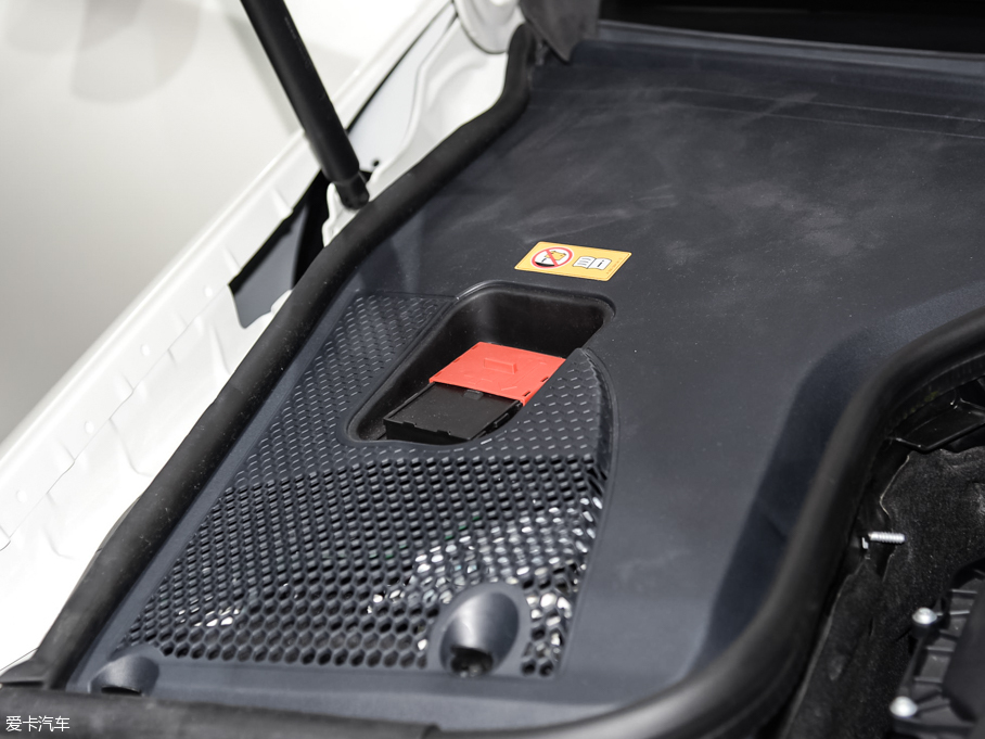 2016YE E 320L 4MATIC \