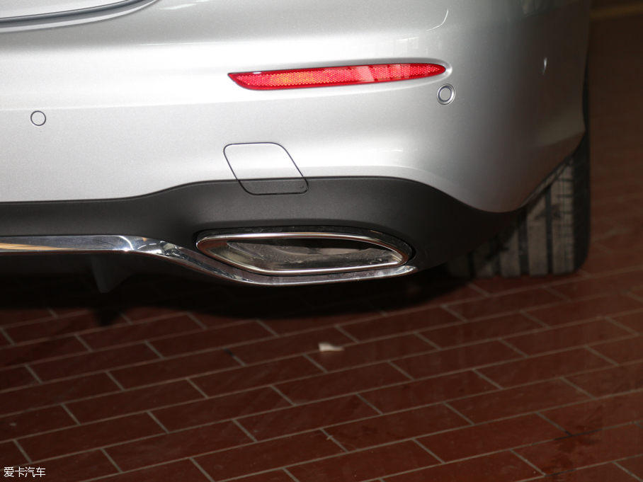 2016YE E 300L \ӺA