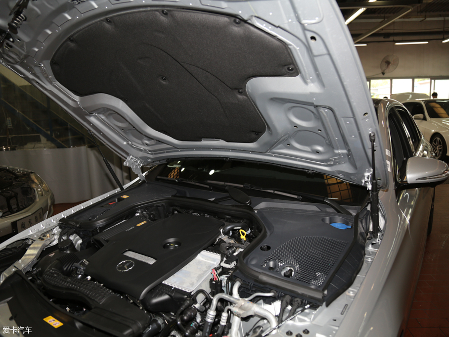 2016YE(j) E 300L \(yn)(dng)A