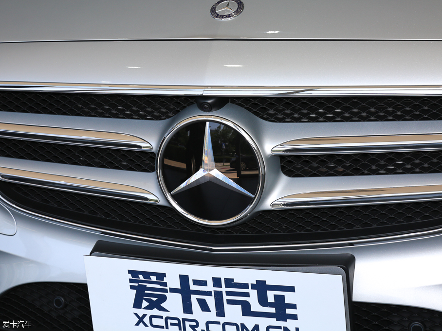 2016YE E 300L \ӺA