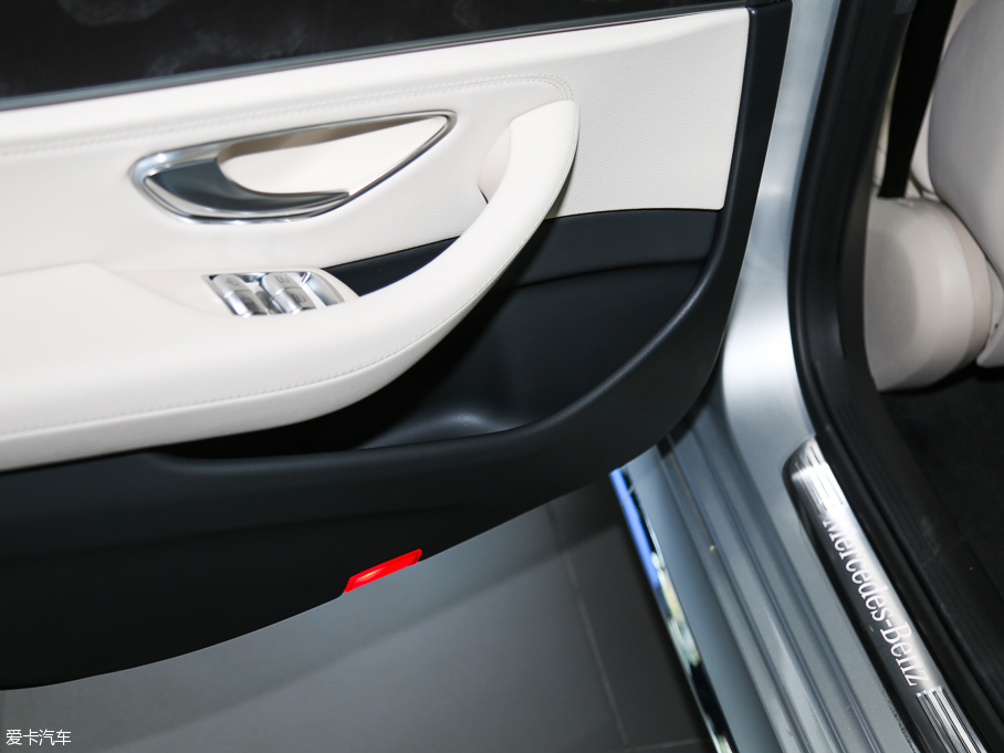 2016YE E 300L \(yn)(dng)A