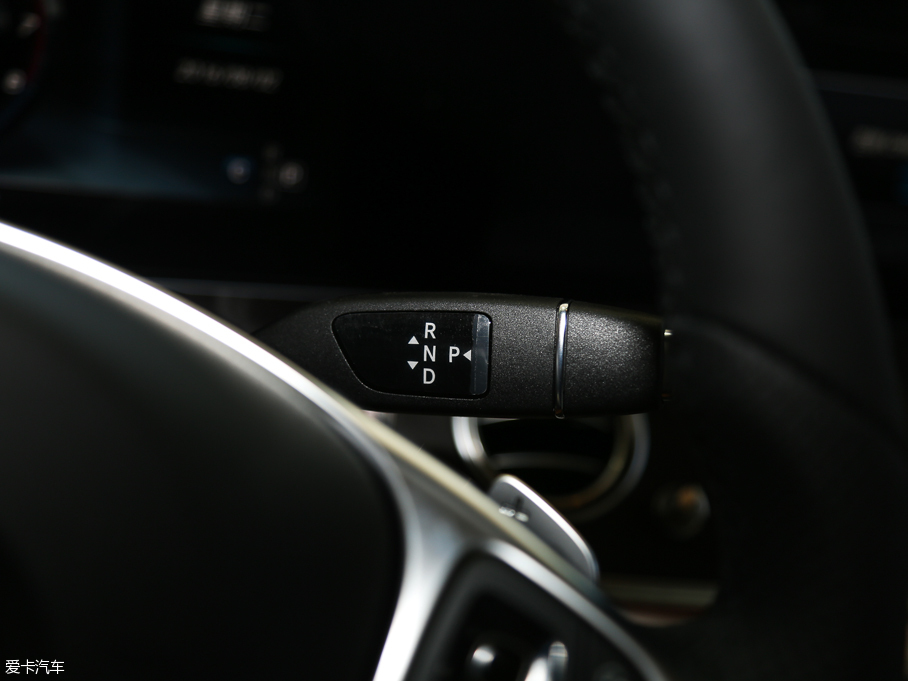 2016YE E 300L \ӺA