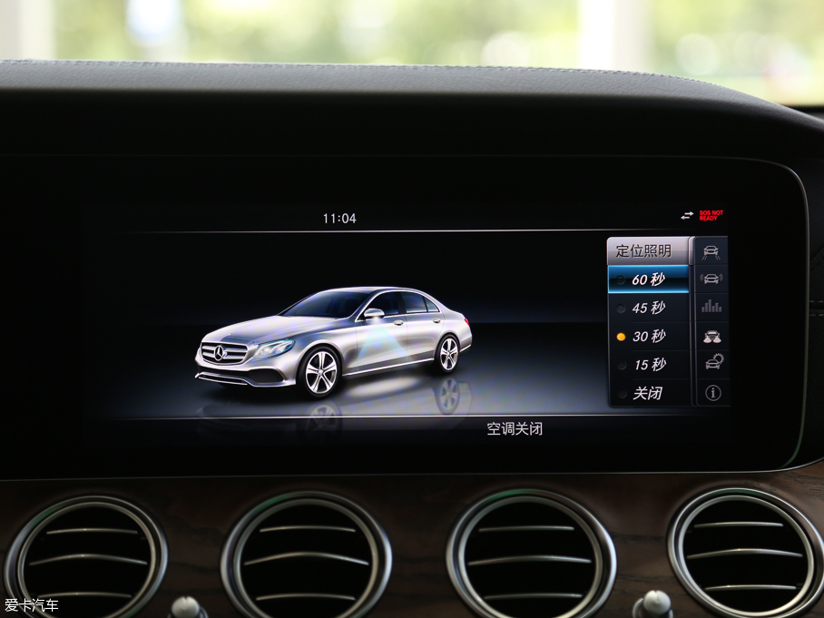 2016YE E 300L \ӺA