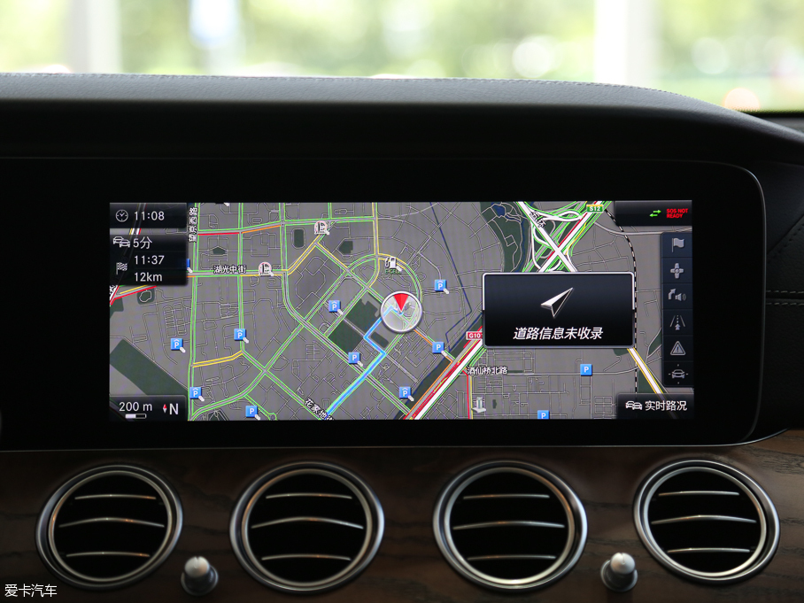 2016YE E 300L \ӺA