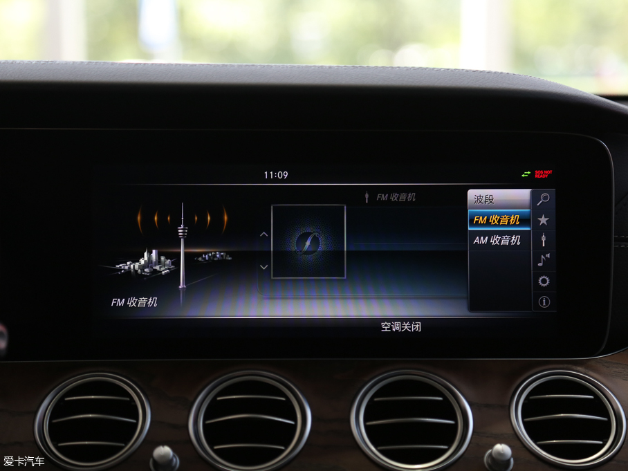 2016YE E 300L \ӺA