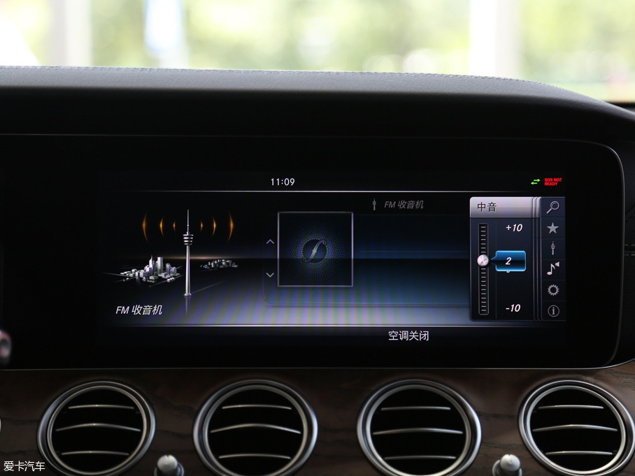 2016YE E 300L \ӺA