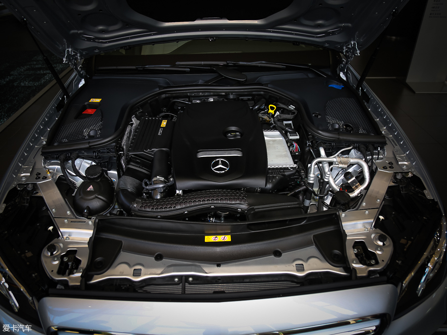 2016YE E 300L \ӺA