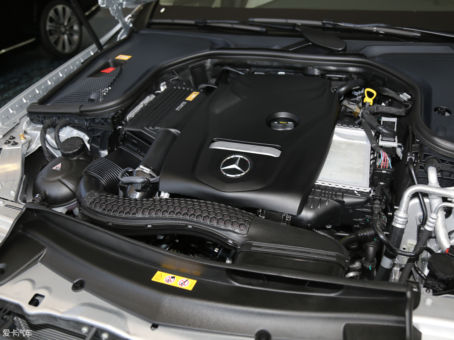 2016YE E 300L \ӺA