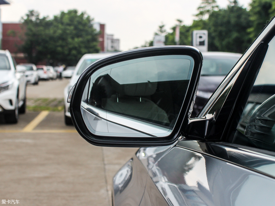 2016YE(j) E 300L \(yn)(dng)A