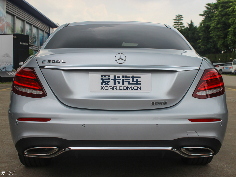 2016YE E 300L \ӺA