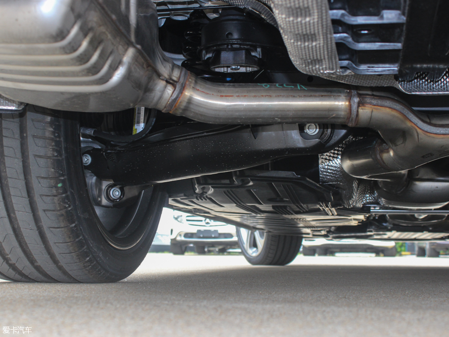 2016YE(j) E 300L \(yn)(dng)A