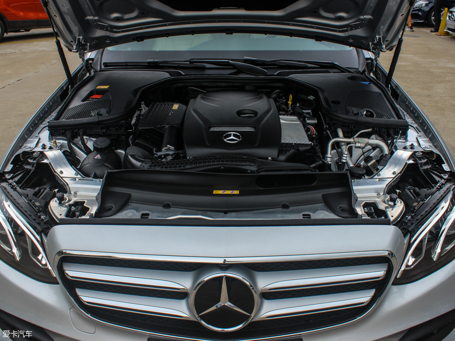 2016YE E 300L \(yn)ӺA