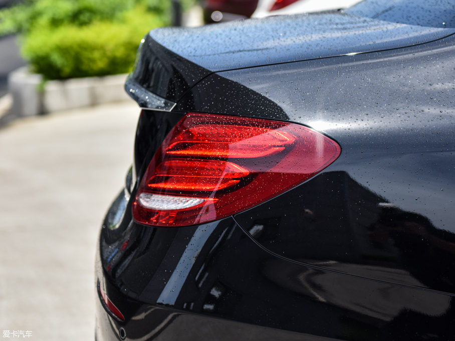 2016YE(j) E 300L A