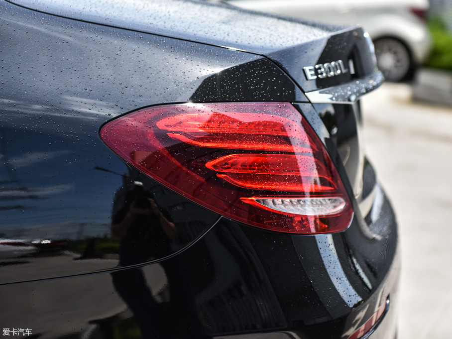 2016YE(j) E 300L A