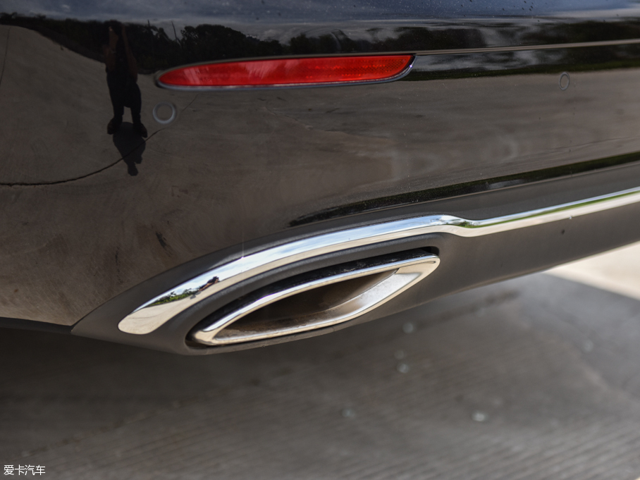 2016YE(j) E 300L A