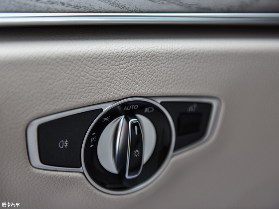 2016YE(j) E 300L A