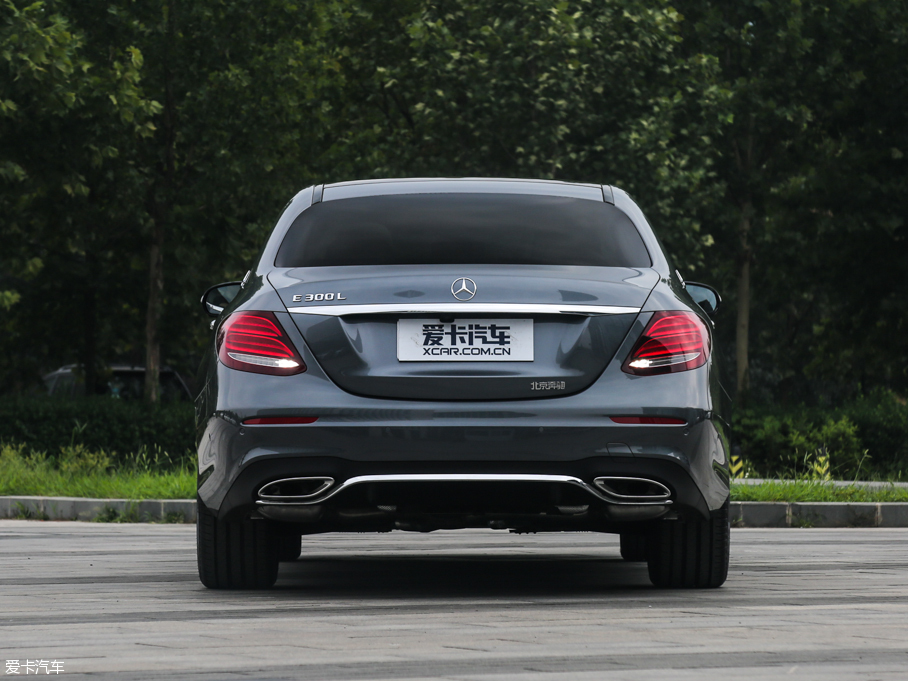 2016YE E 300L \ӺA