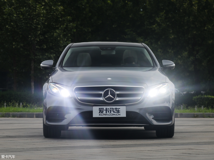 2016YE E 300L \ӺA