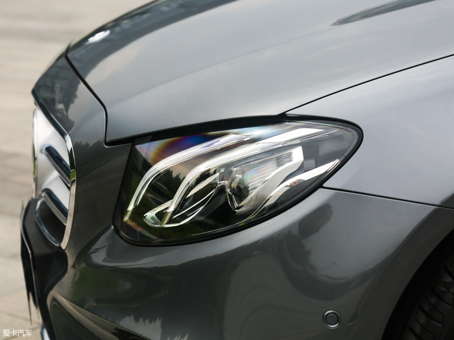 2016YE E 300L \(yn)ӺA