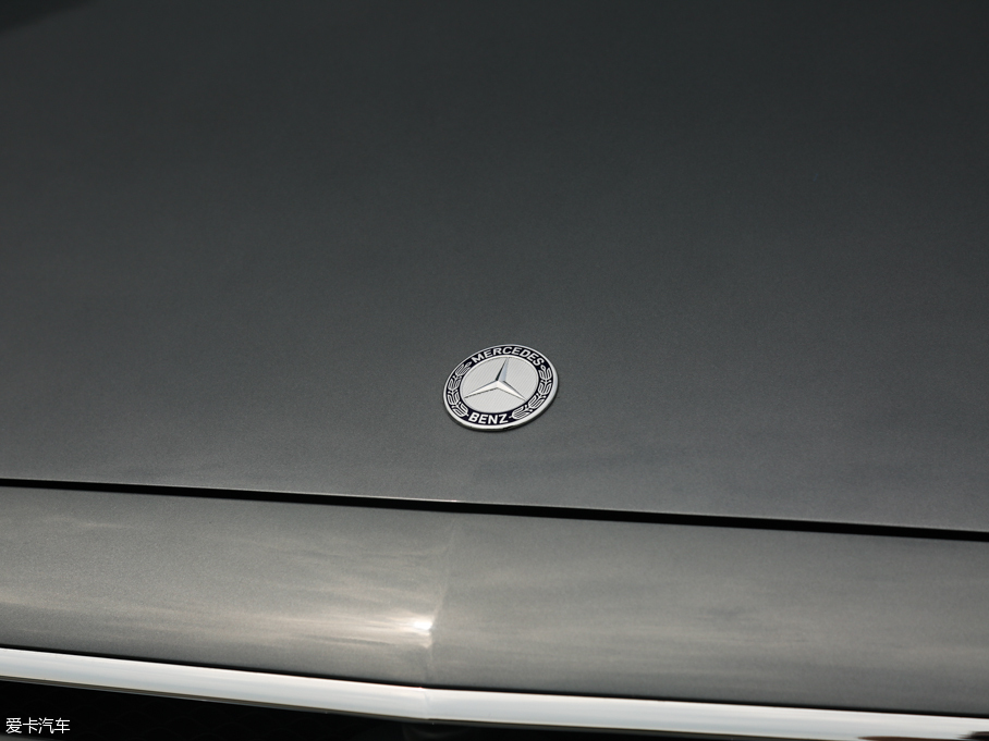 2016YE E 300L \ӺA