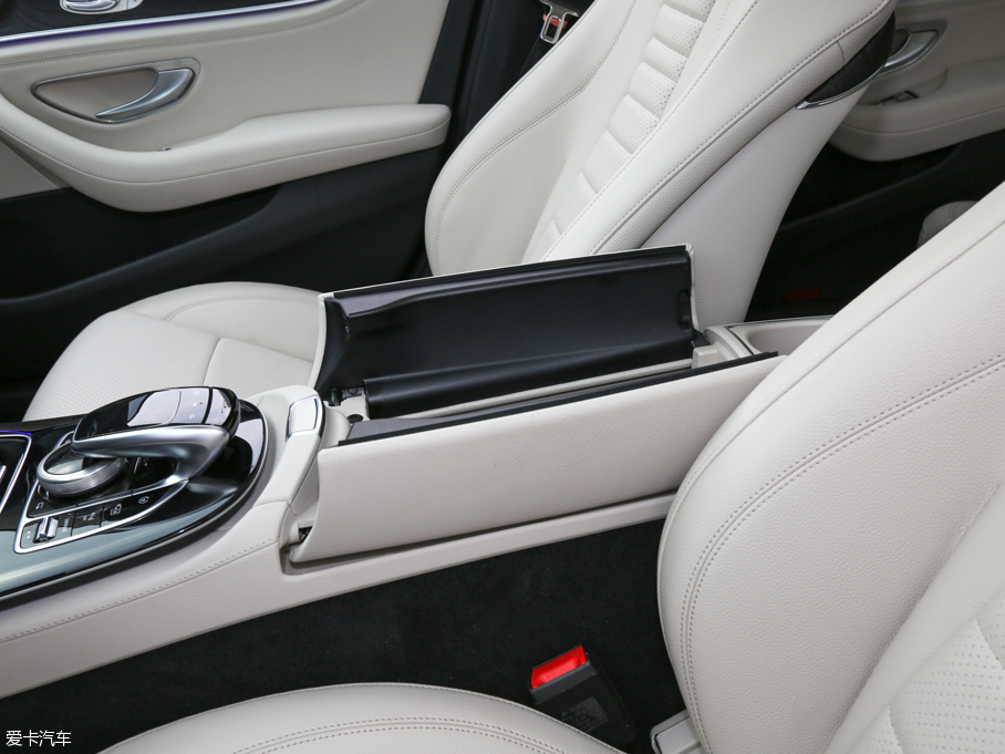 2016YE E 300L \(yn)(dng)A